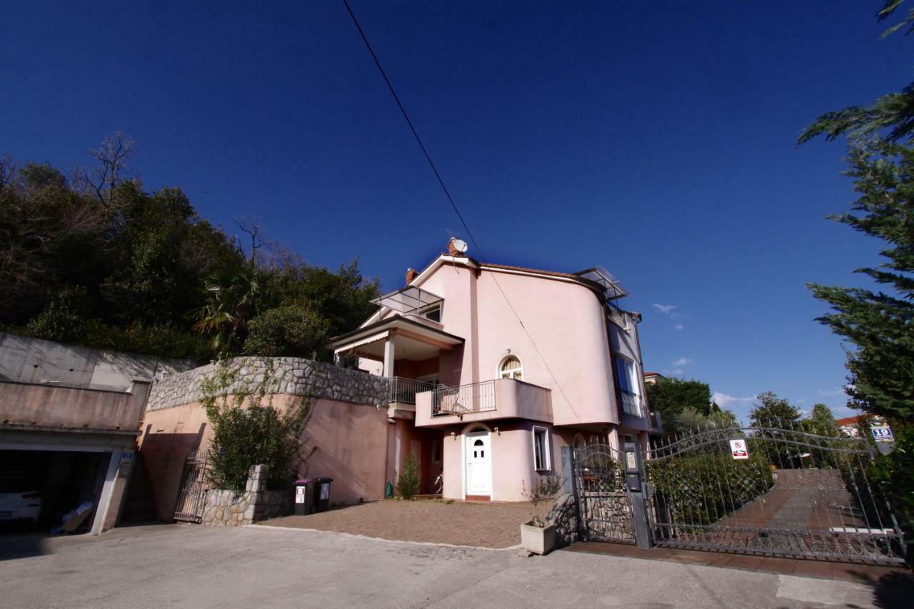 Villa Mihaela Ичичи Экстерьер фото